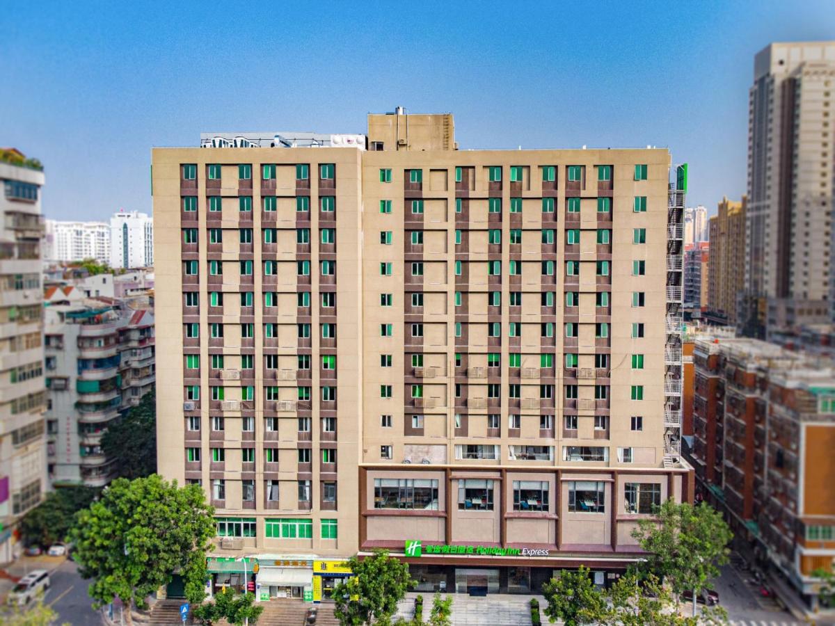 Holiday Inn Express Shantou City Center By Ihg Εξωτερικό φωτογραφία