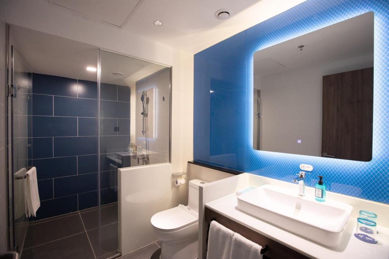 Holiday Inn Express Shantou City Center By Ihg Εξωτερικό φωτογραφία
